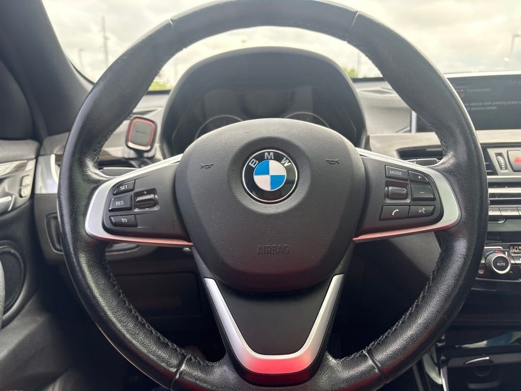 Used 2016 Jet Black BMW xDrive28i image 11