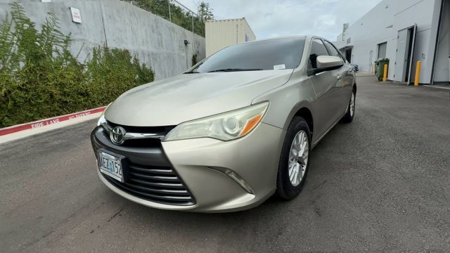 Used 2016  Toyota  image 7