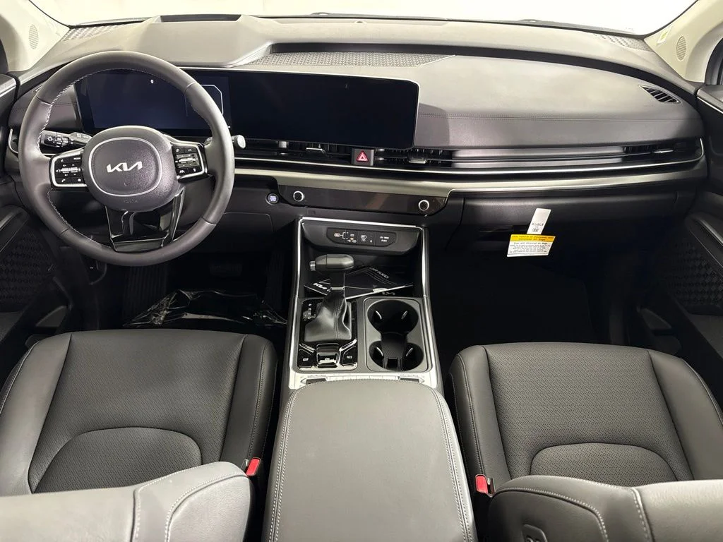 New 2026 Snow White Pearl Kia SX Prestige image 14