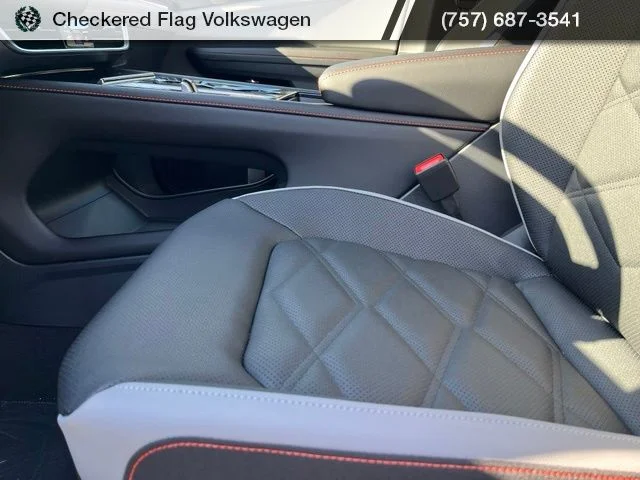 New 2026 Green Volkswagen 2.0T Peak Edition image 30