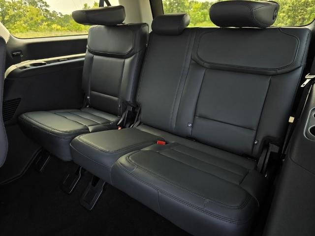 New 2027 Agate Black Metallic Ford MAX Active image 29