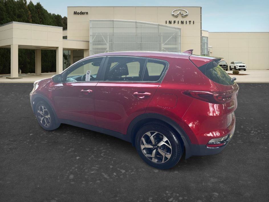 Used 2022 Hyper Red Kia LX image 6