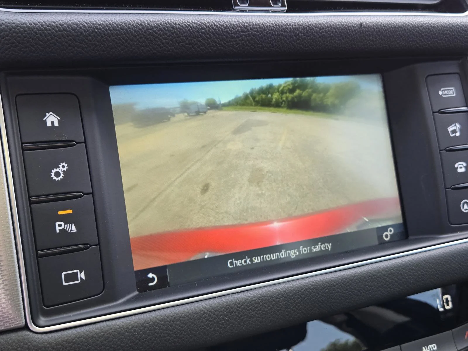 Used 2017  Jaguar 35t Premium image 19