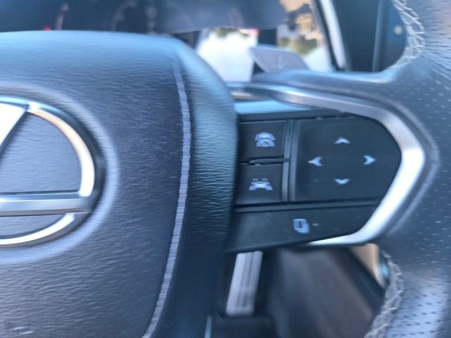 Used 2024 White Lexus 500h F SPORT Performance image 18