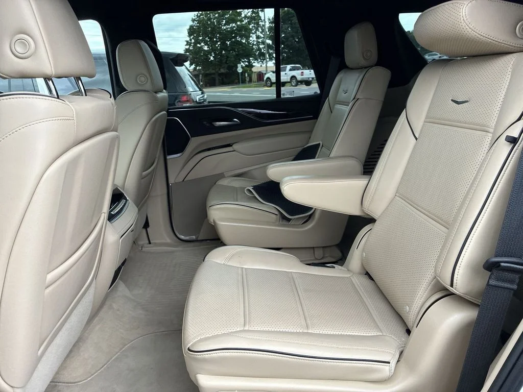 Used 2023 White Cadillac Premium Luxury image 20