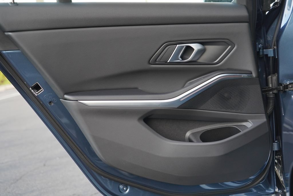 New 2026 Arctic Race Blue Metallic BMW 330i image 32