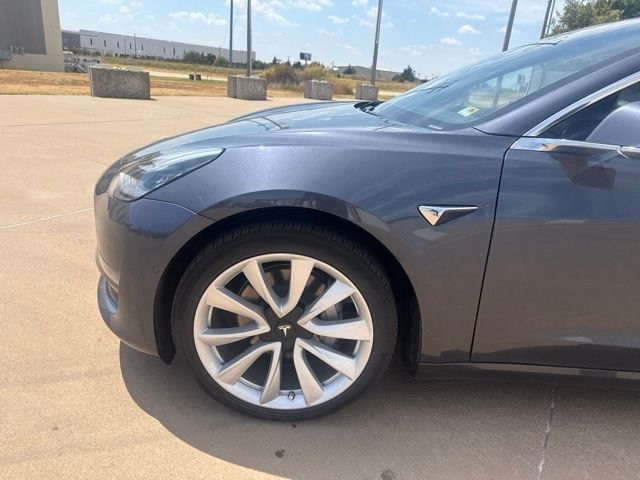 Used 2020 Gray Tesla Long Range image 9