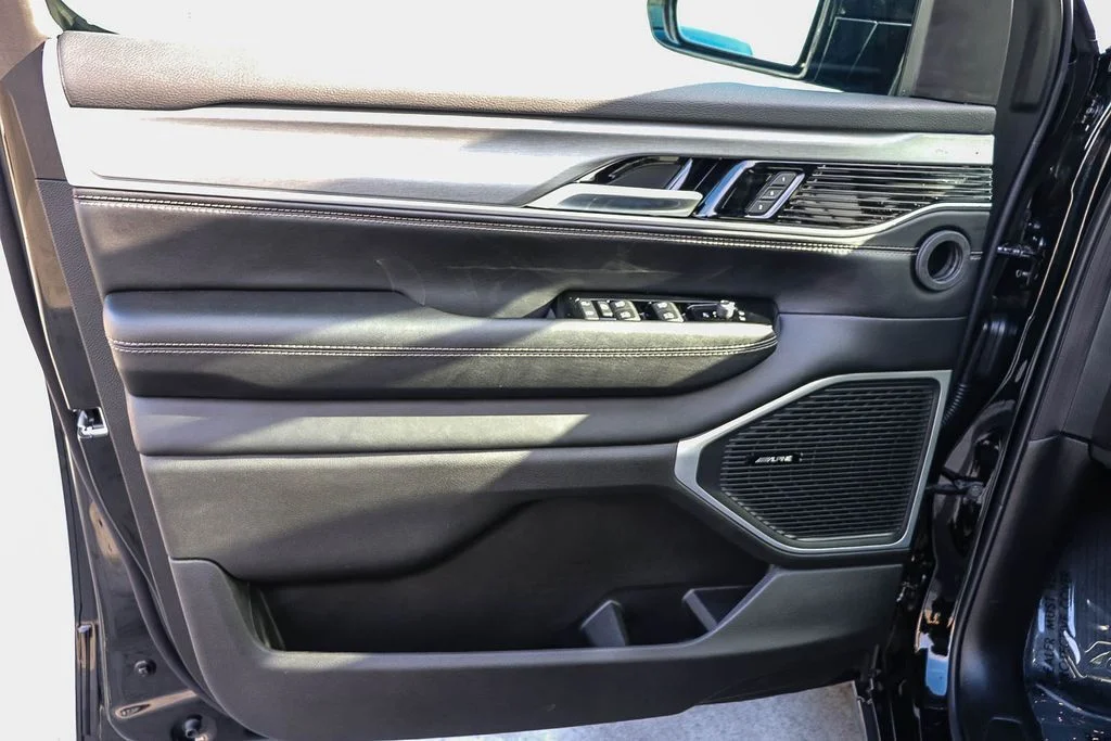 New 2026 Black Jeep Limited Altitude image 25