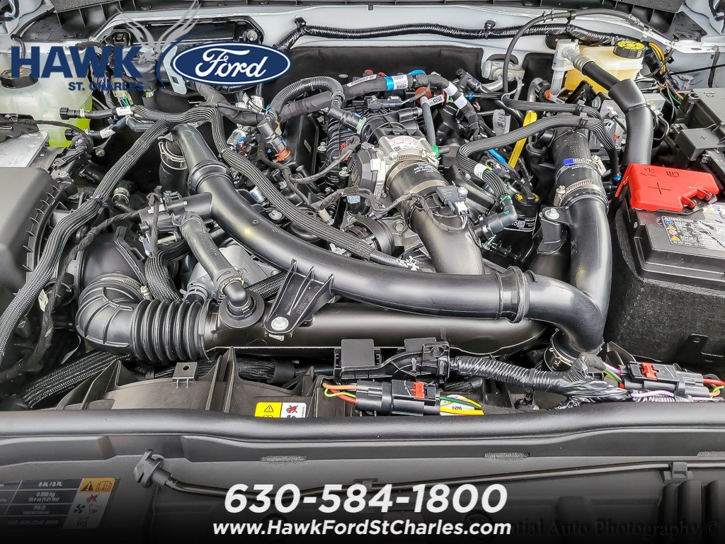 New 2025 Oxford White Ford Badlands® image 17