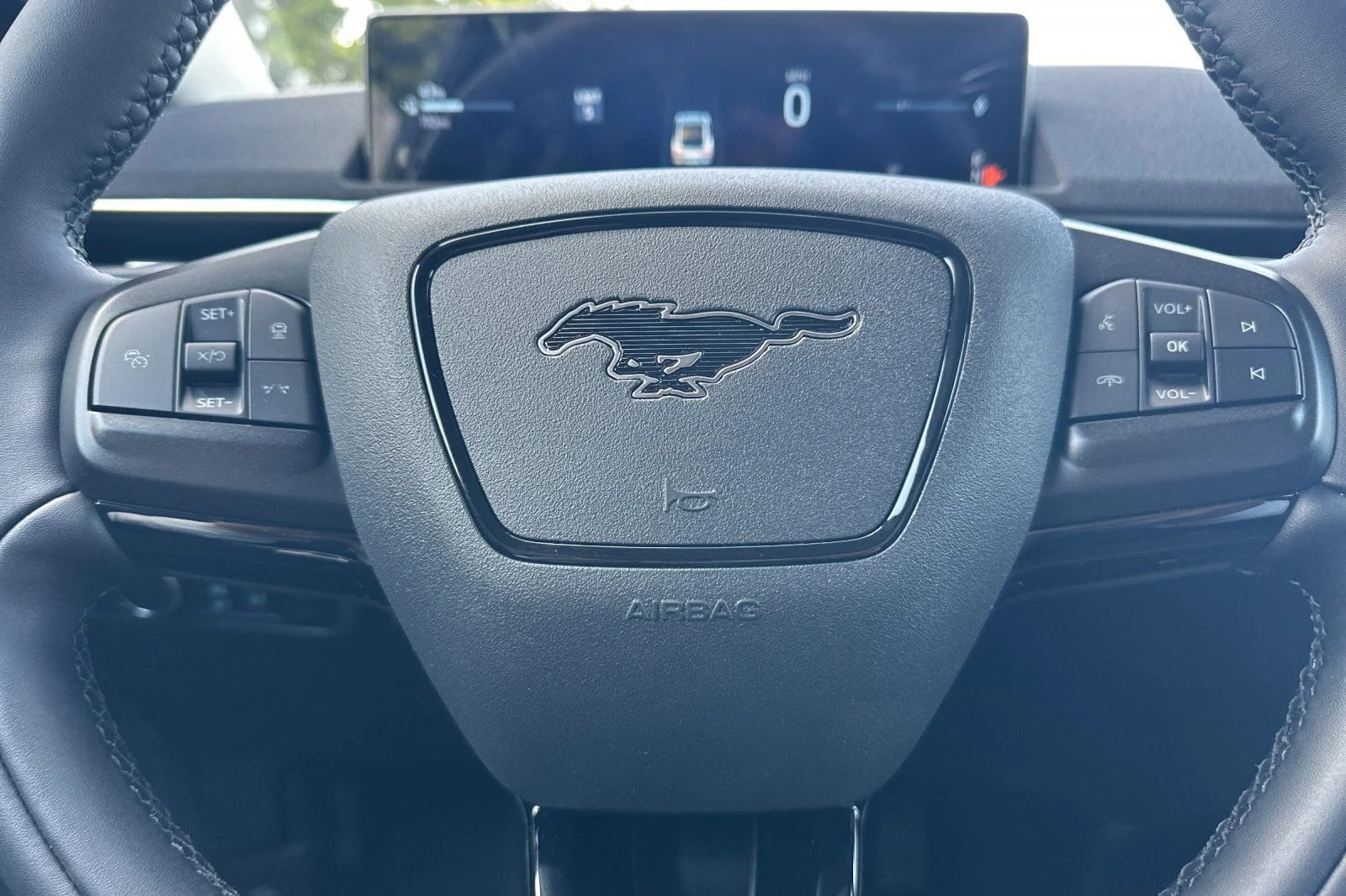New 2026 Star White Metallic Tri-coat Ford Select image 20