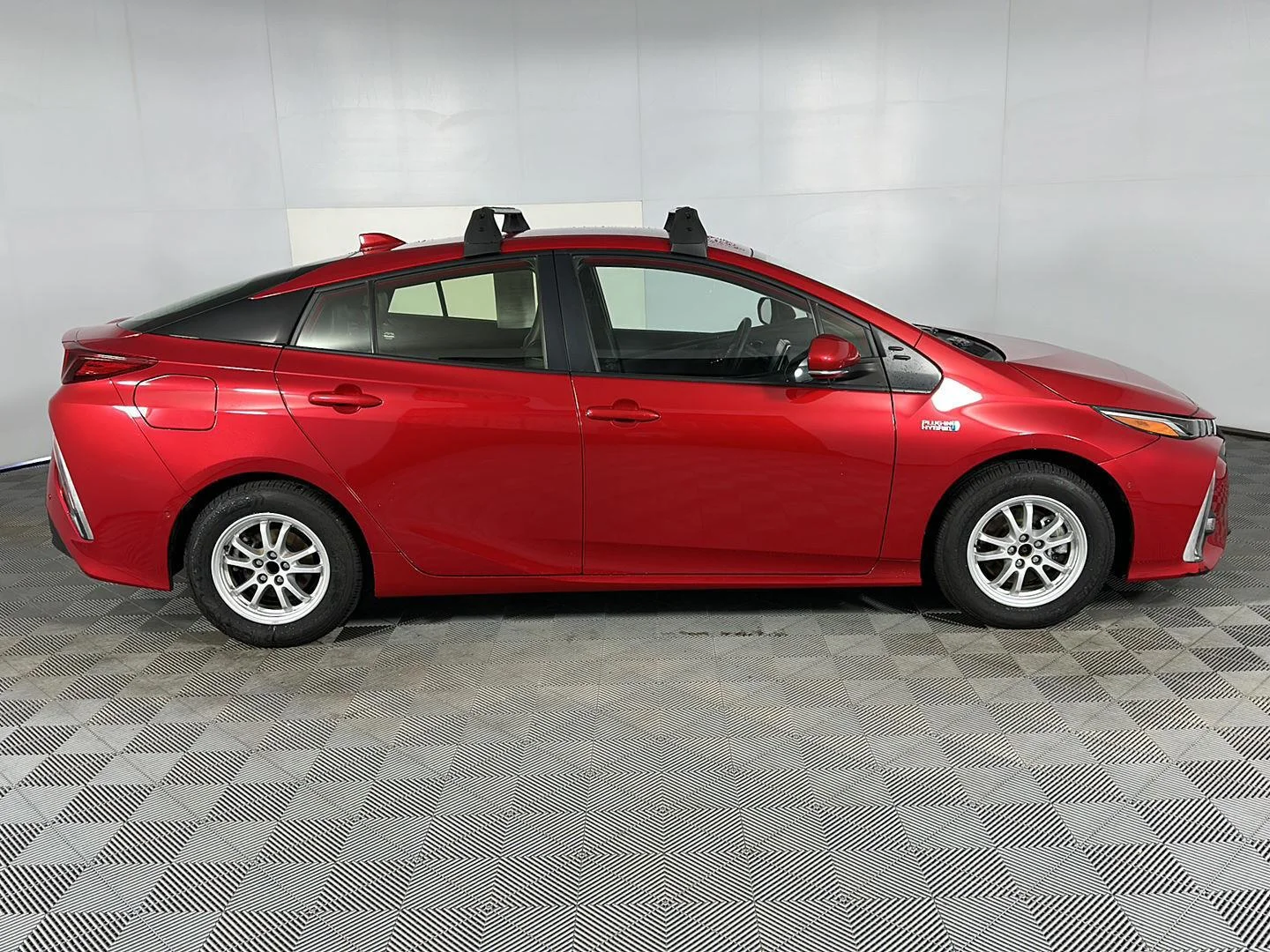Used 2022 Supersonic Red Toyota Limited image 25