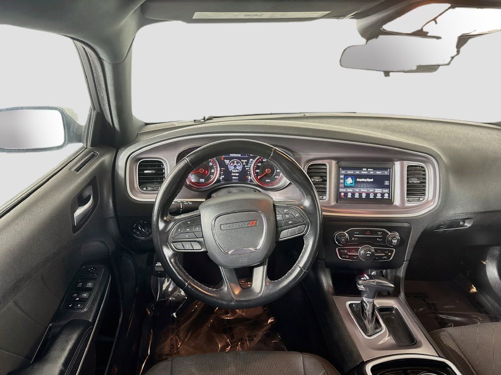 Used 2022 White Knuckle Clearcoat Dodge SXT image 20