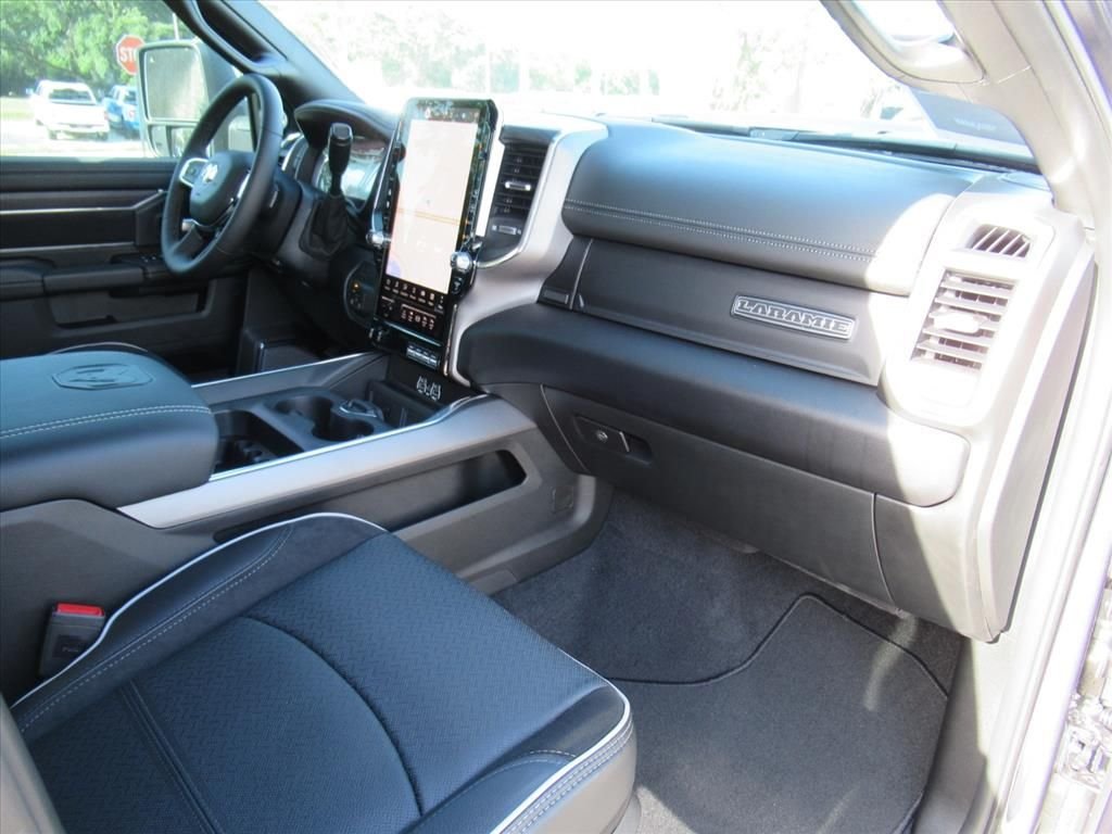 2026 RAM 2500 Laramie - Photo 12