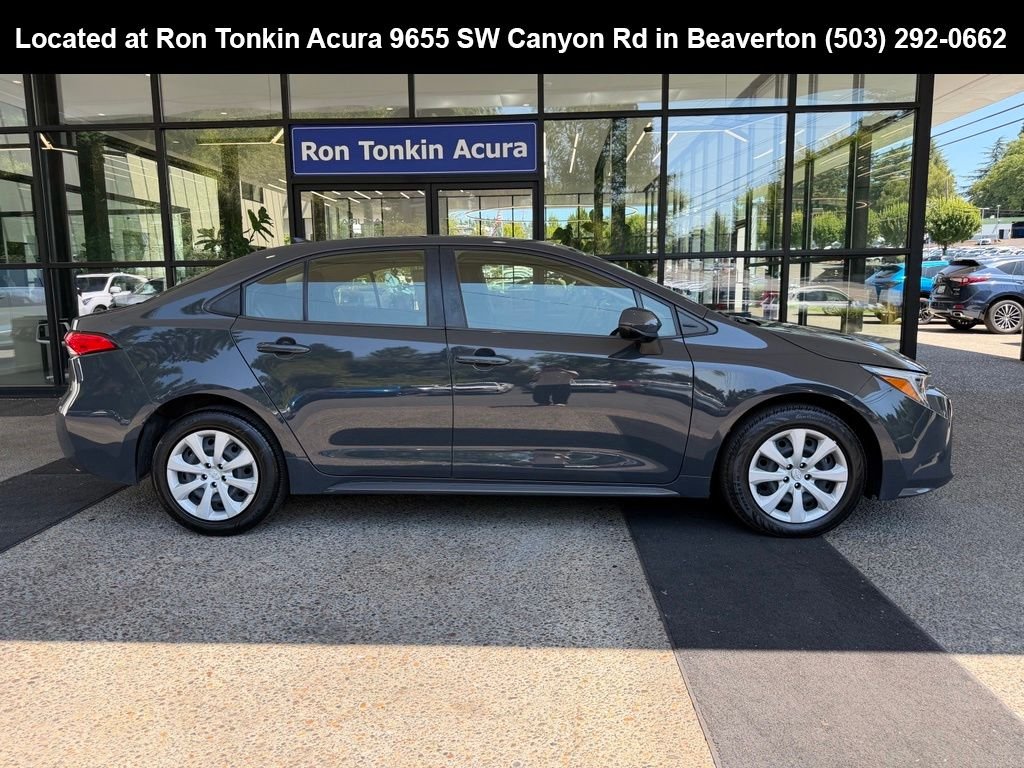 Used 2023 Celestite Toyota LE image 8
