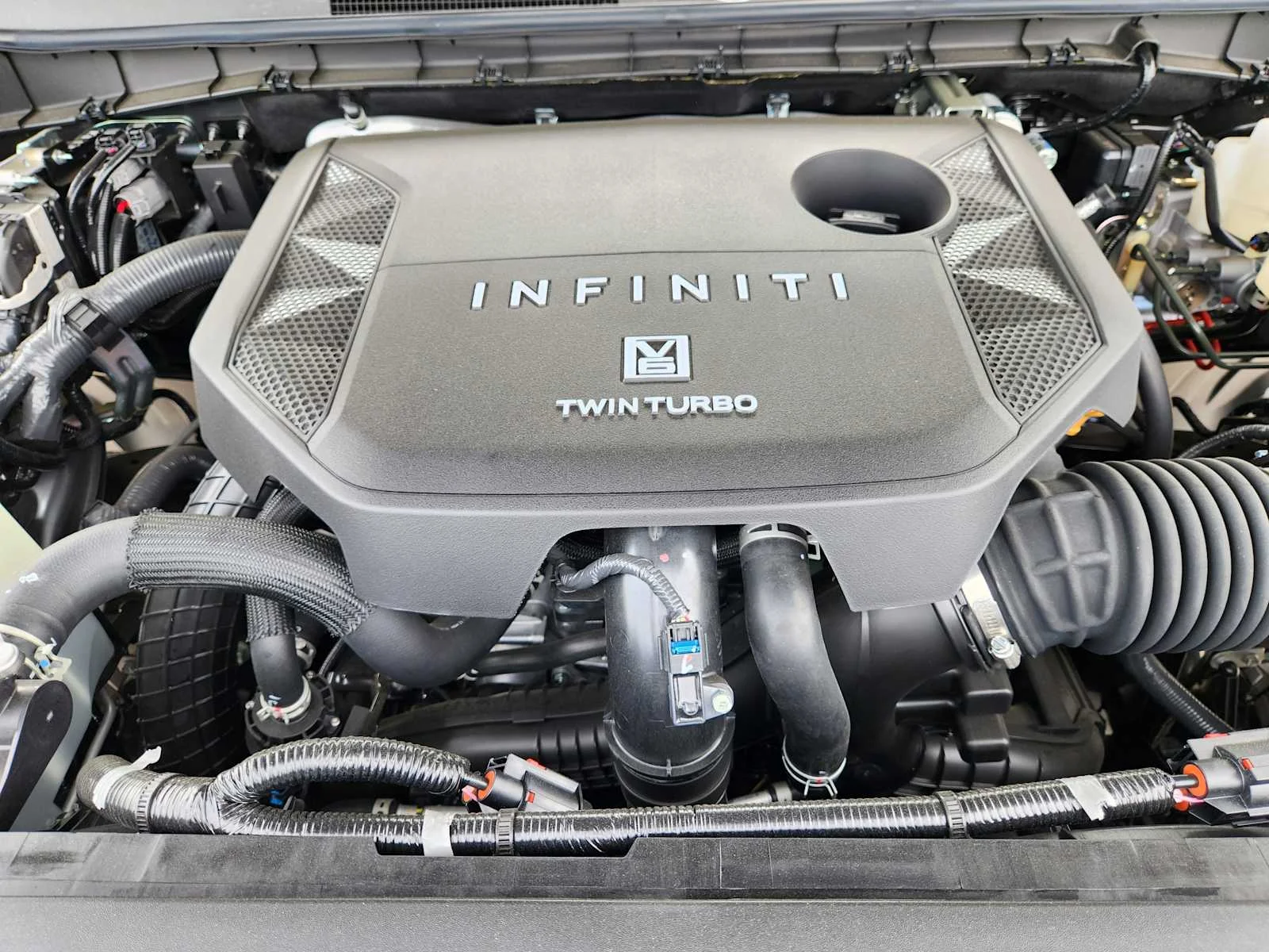 New 2026 2T DYNAMIC META INFINITI Autograph 4WD image 22