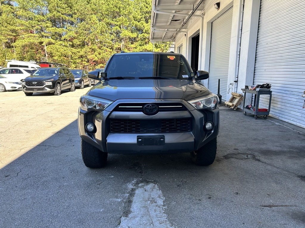 2020 Toyota 4Runner SR5 photo 2