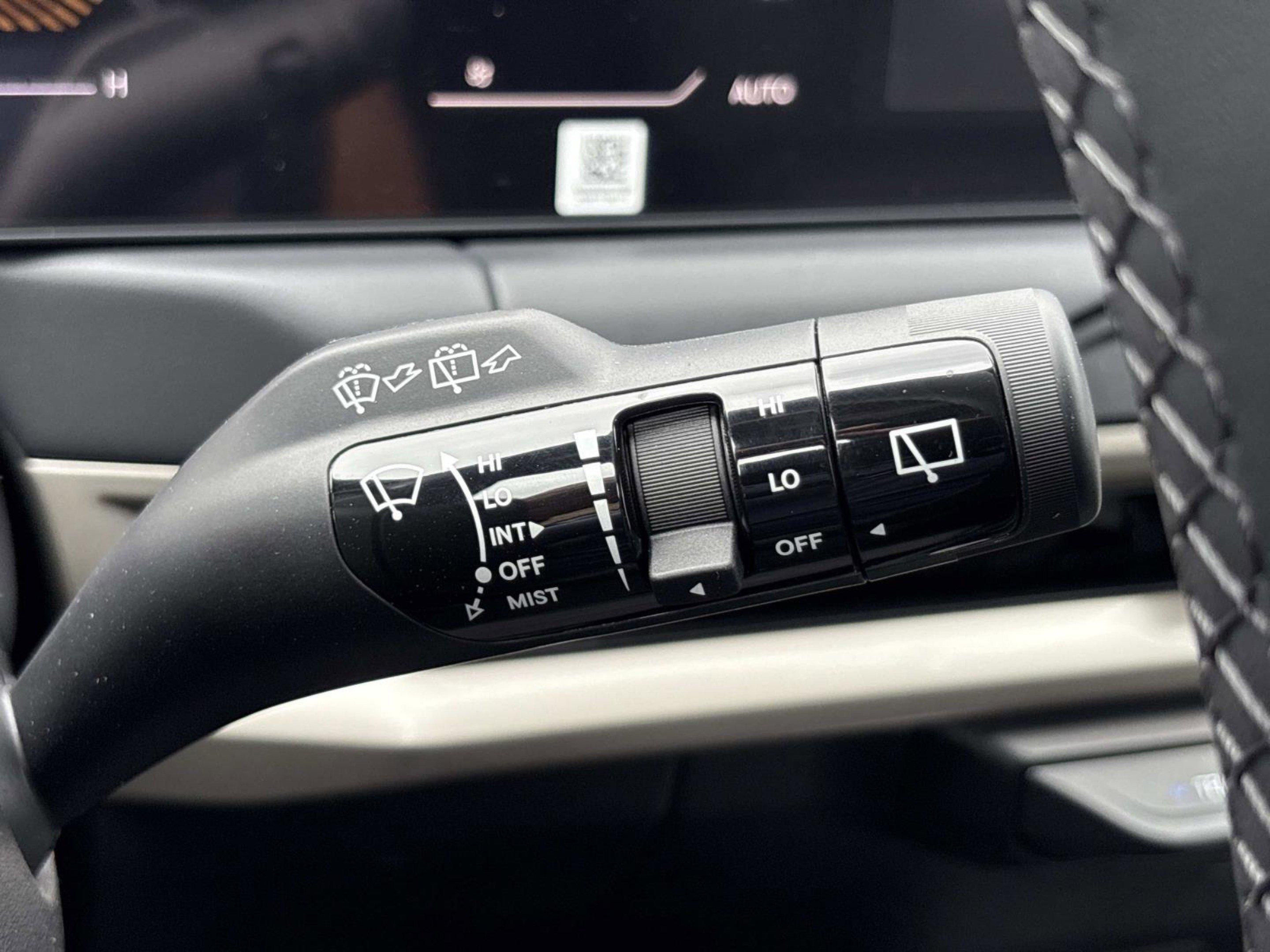 New 2027 Ivory Silver Kia S image 29