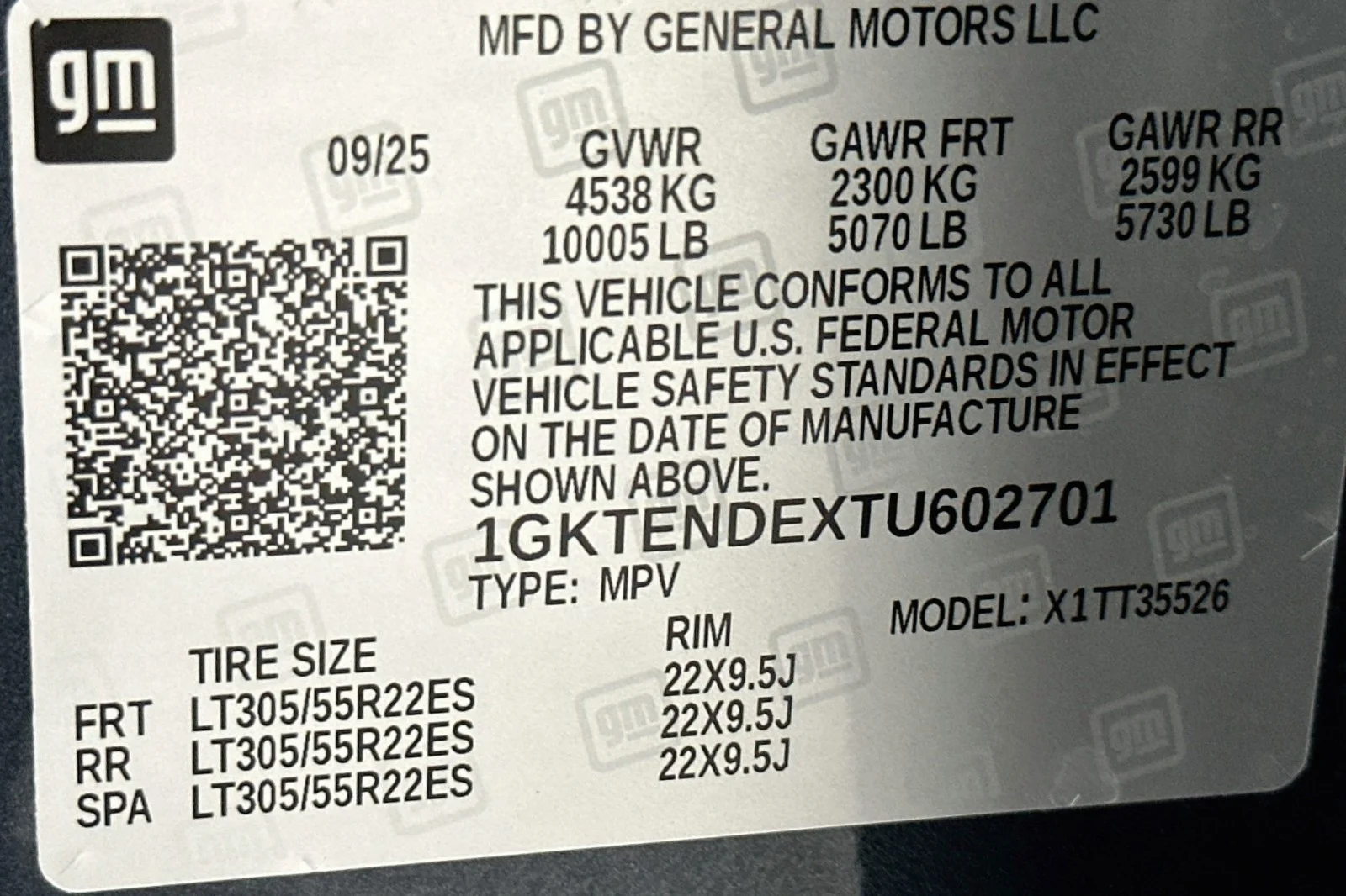 Used 2026 Graphite Blue Metallic GMC 2X image 22