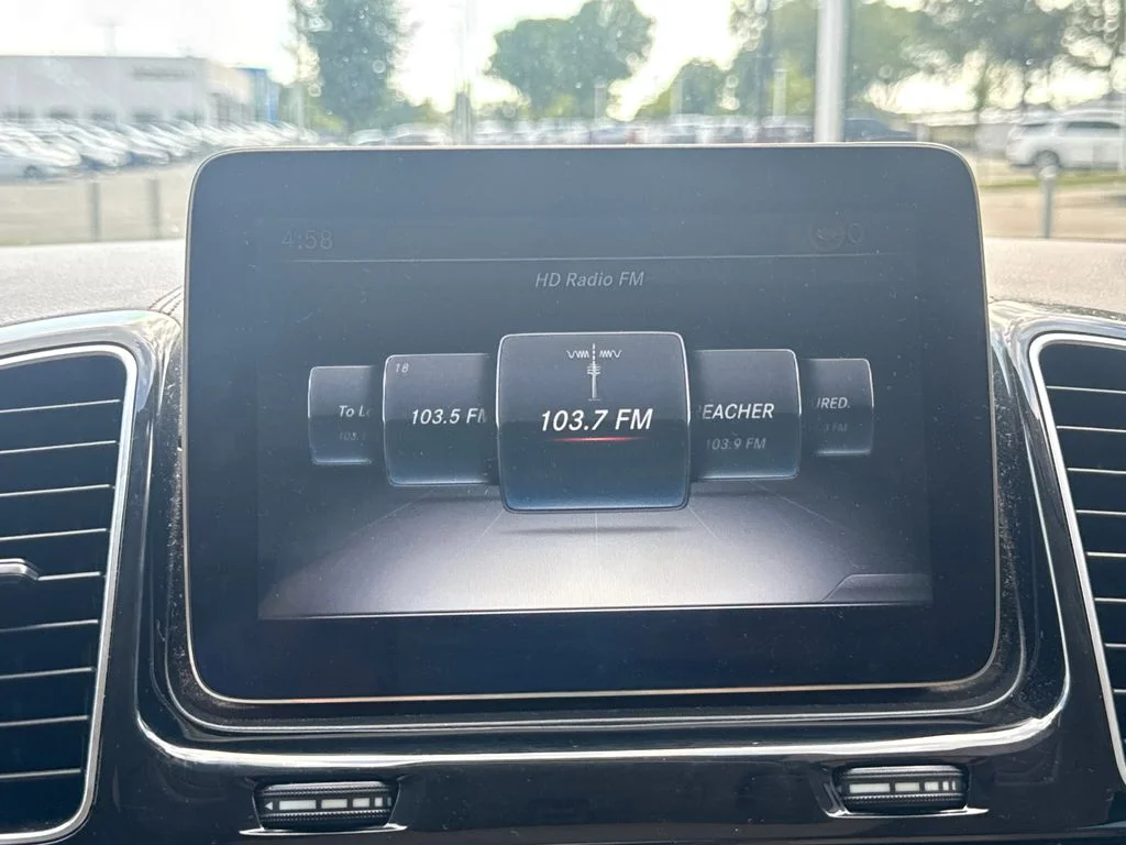 Used 2017 Polar White Mercedes-Benz GLS 450 image 25