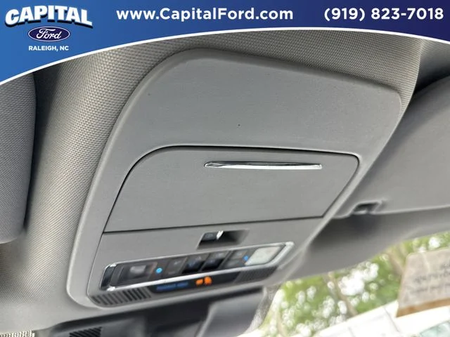 Used 2023 Blue Ford Lariat image 33