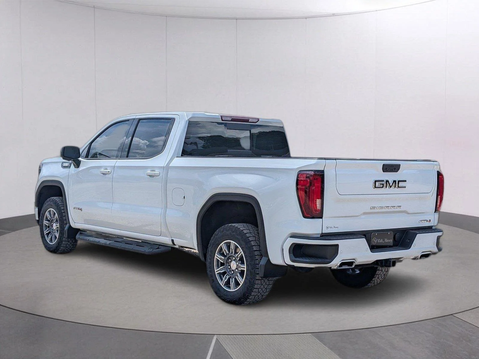 Used 2024 Summit White GMC AT4 image 3