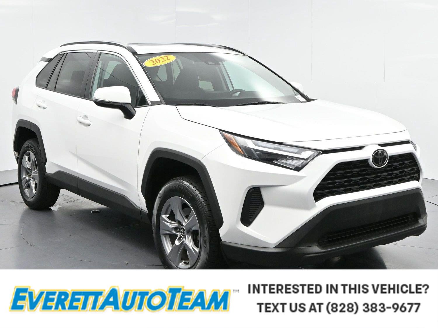 Used 2022 White Toyota XLE image 1
