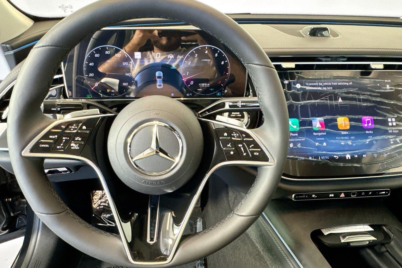 New 2026 Graphite Grey Metallic Mercedes-Benz E 350 image 10