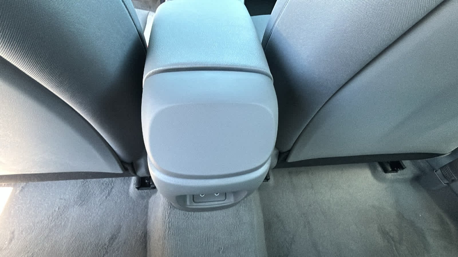 New 2026 Abyss Black Hyundai SE image 25