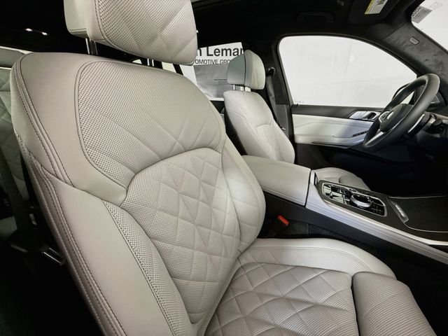 New 2027 Carbon Black Metallic BMW xDrive40i image 31