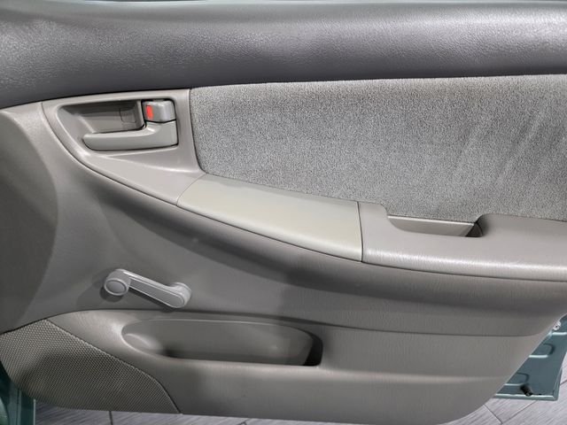 Used 2007 Green Toyota CE image 13