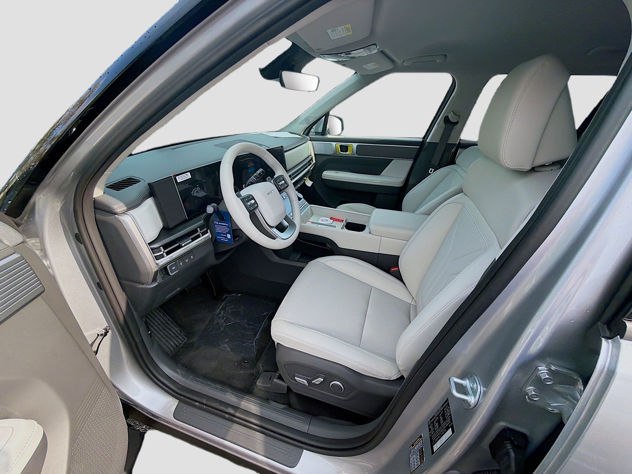New 2026 Shimmering Silver Hyundai SEL FWD image 38