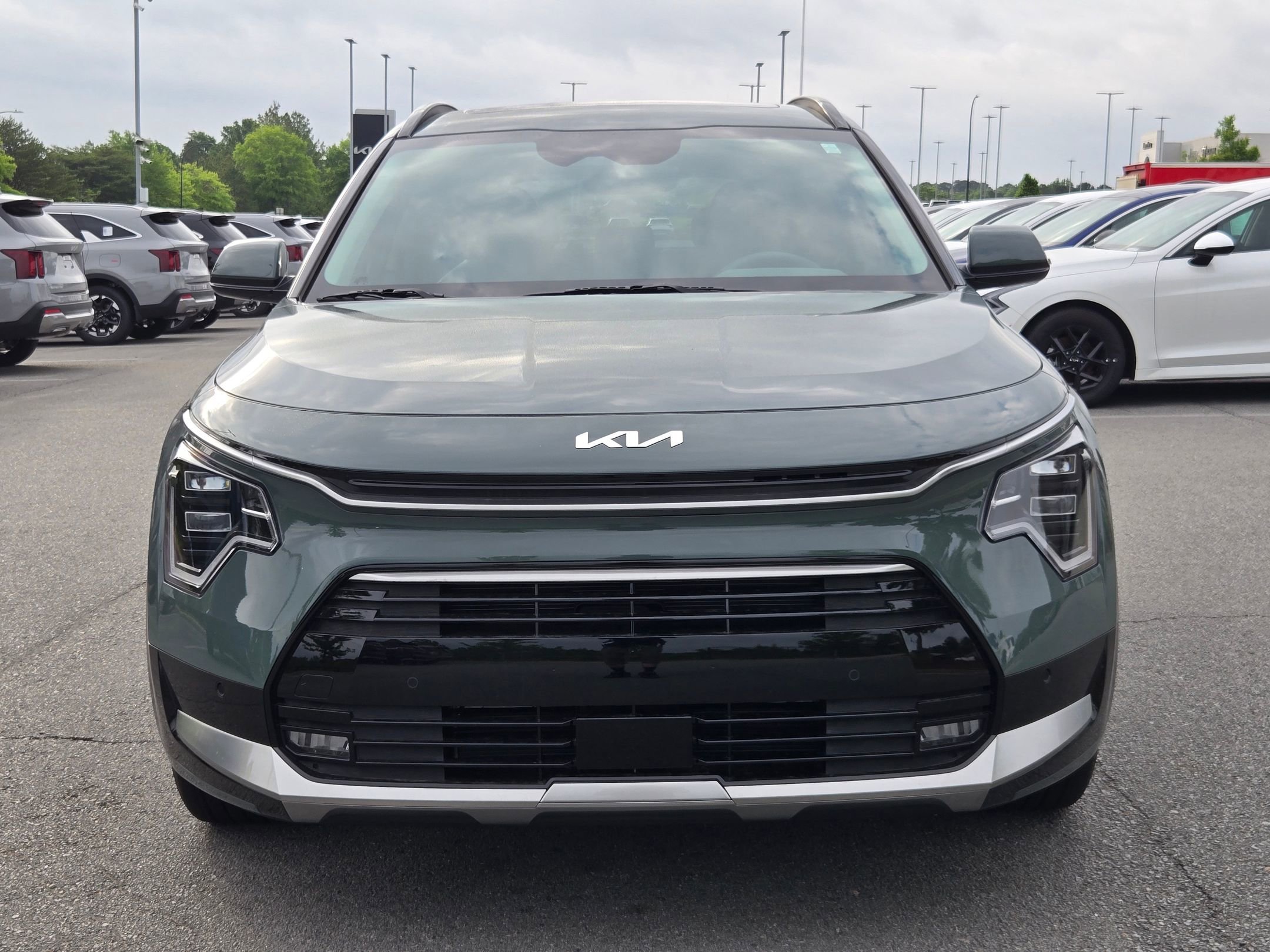 New 2026 Cityscape Green Kia SX Touring image 2