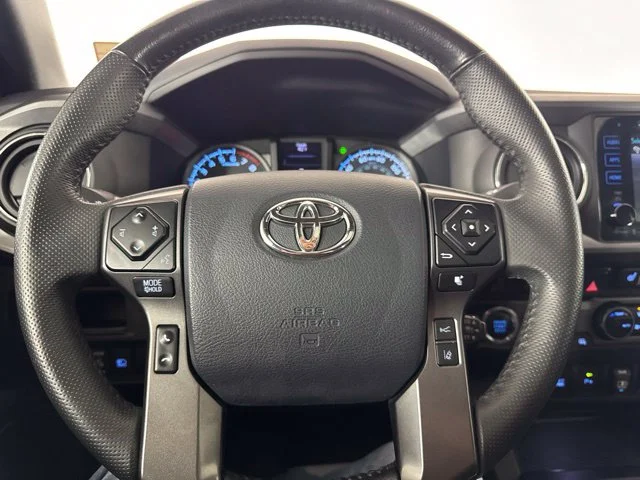 Certified Used 2018 Super White Toyota TRD Off-Road image 17