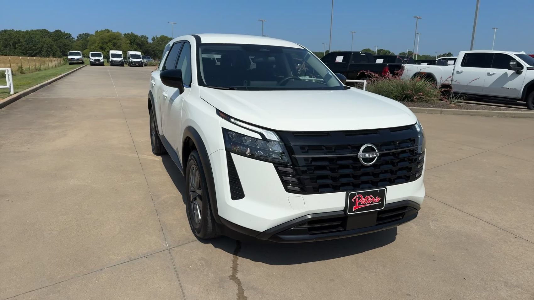 Used 2026 Glacier White Nissan S image 4