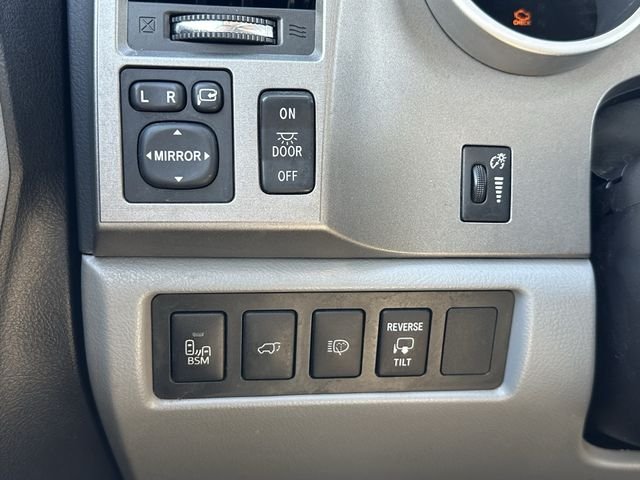 Used 2016 Silver Toyota Limited image 22