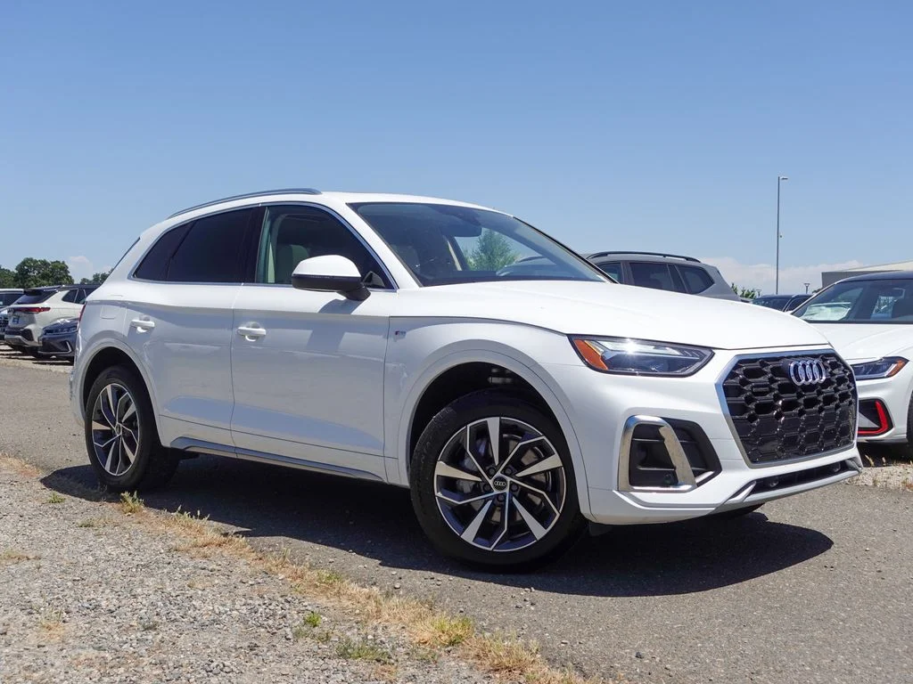 Used 2023 White Audi 45 S line Premium image 5