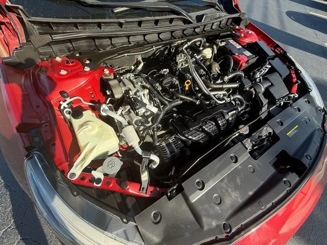 Used 2022 Red Nissan 2.5 SR image 16
