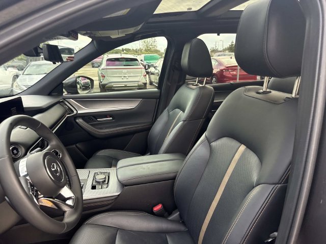 2025 Mazda CX-90 Premium Plus Package - Photo 14
