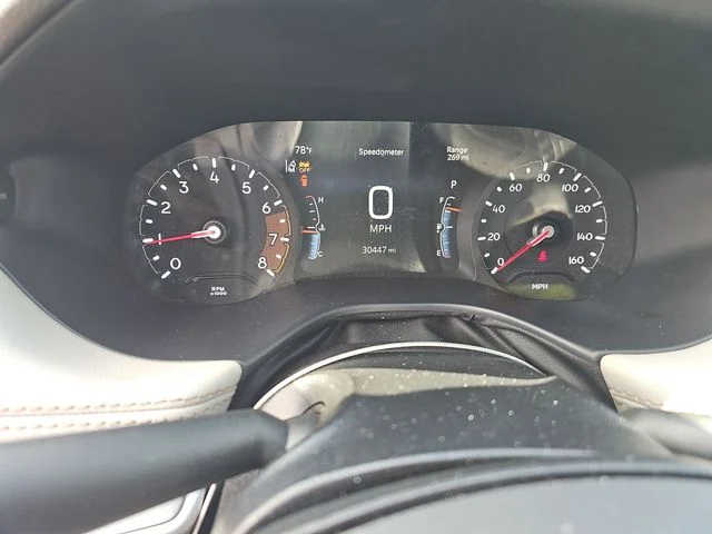 Used 2025 Silver Jeep Limited image 13