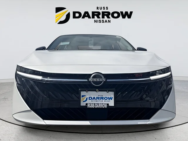 New 2026 Aspen White TriCoat / Super Black Two-tone Nissan SR image 8