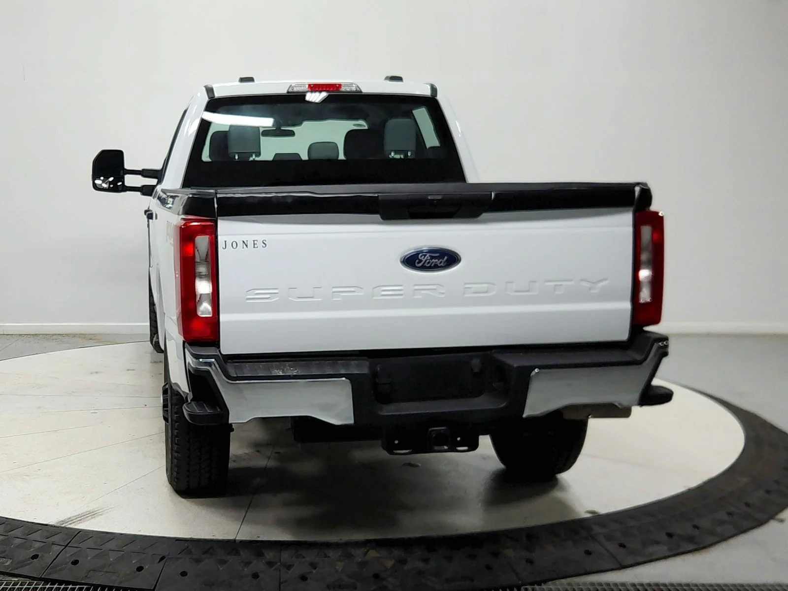 Used 2024 Oxford White Ford XL image 7