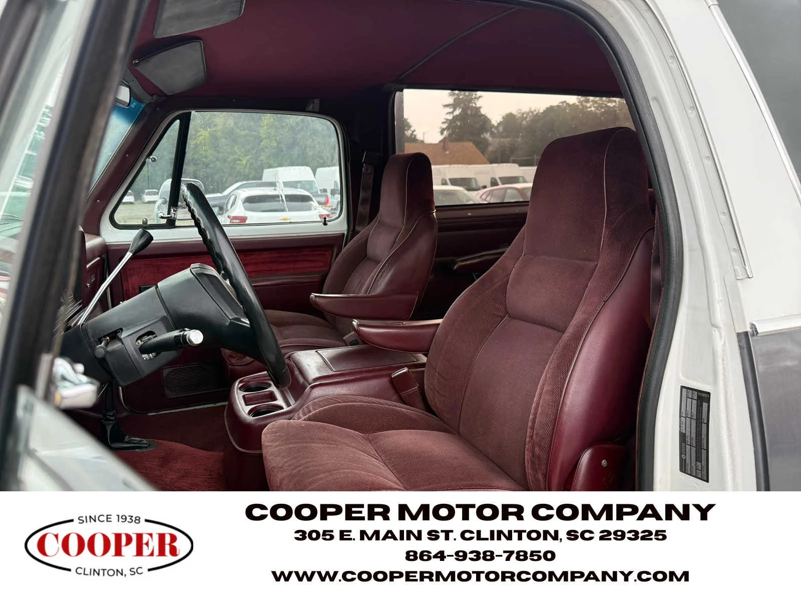 Used 1989 Bright White Clear Coat Dodge AW150 image 11