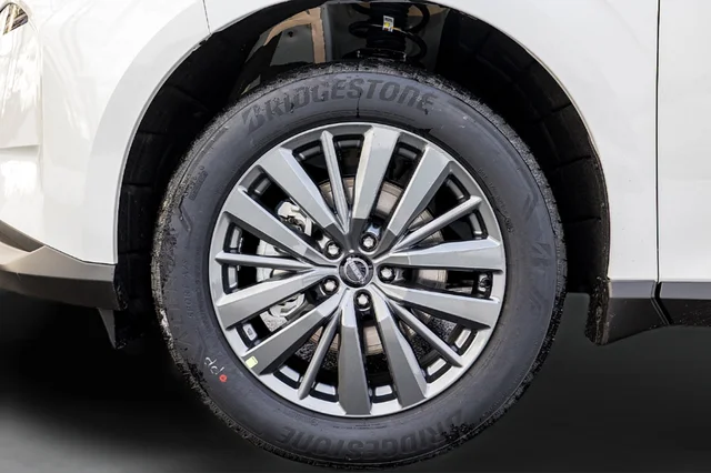 New 2026 Everest White Pearl TriCoat Nissan SL image 16