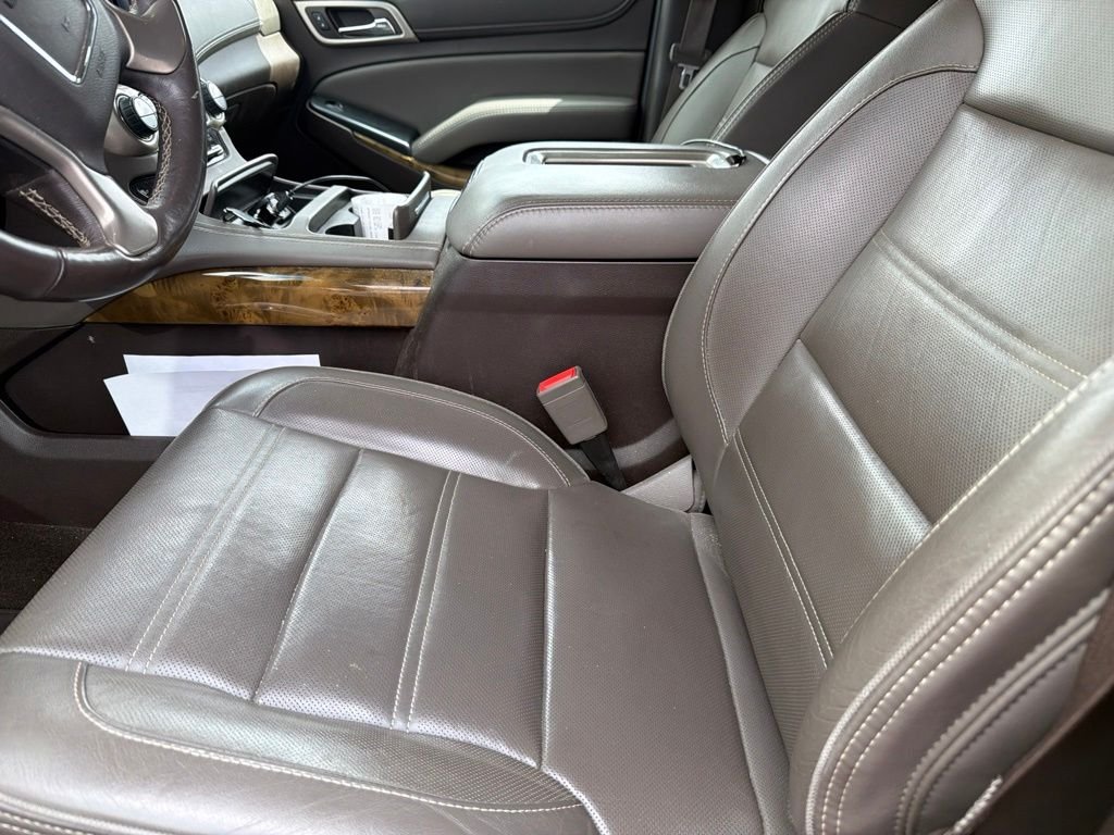 Used 2016 White GMC Denali image 17