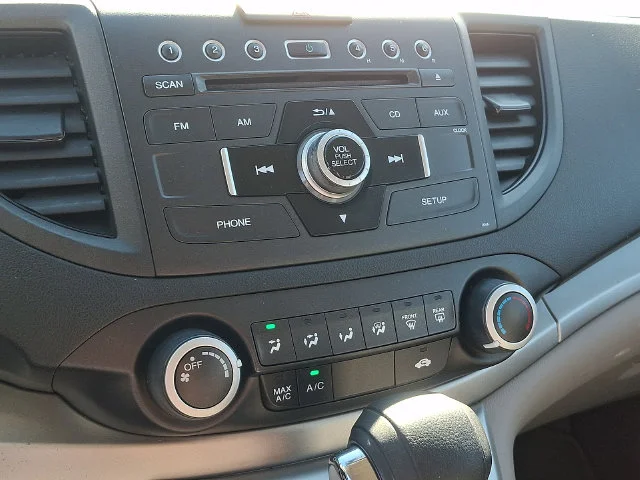 Used 2012 Silver Honda LX image 16
