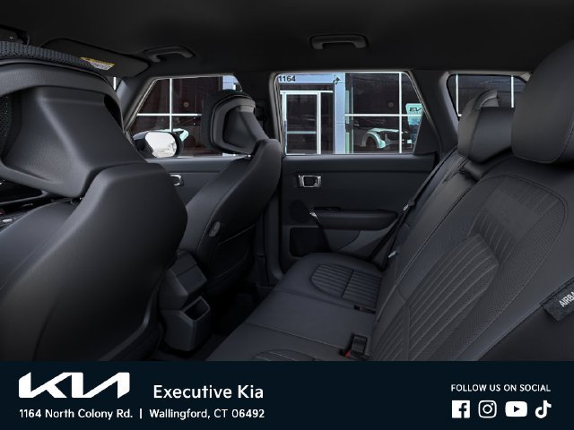New 2027 Black Kia X-Line S image 18