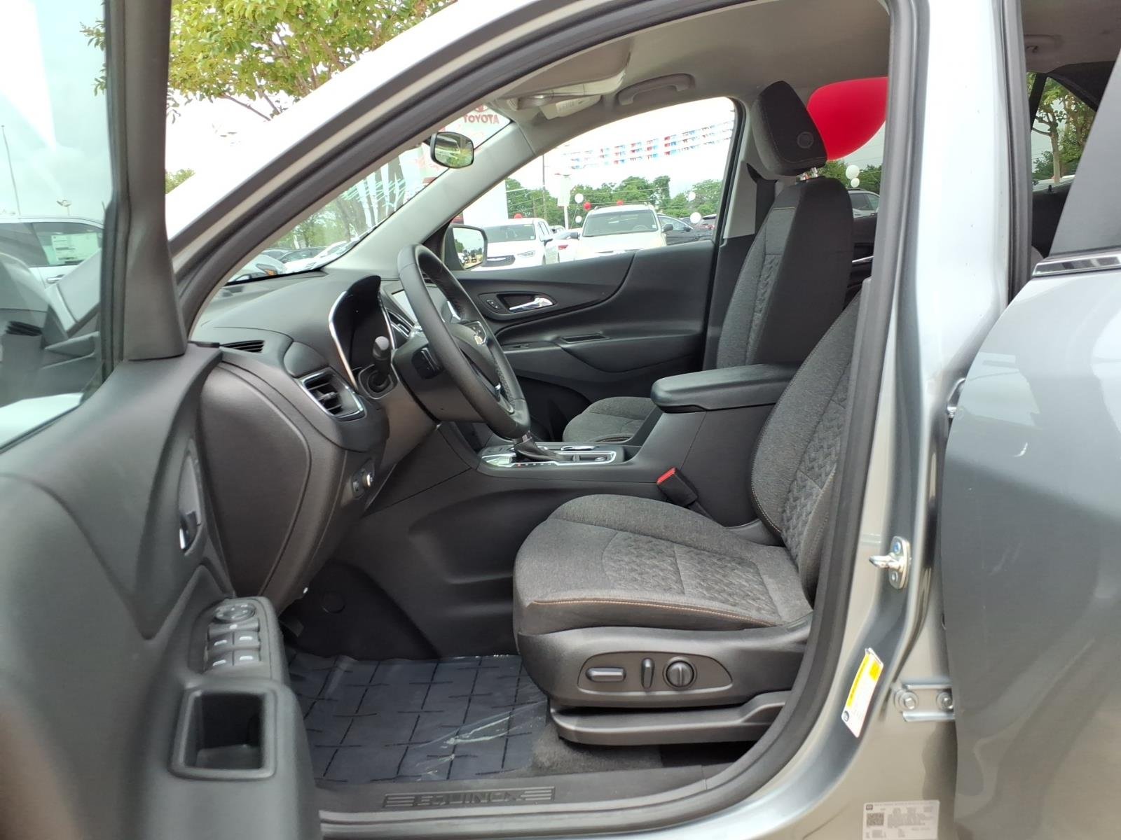 Used 2024 Sterling Gray Metallic Chevrolet LT image 13