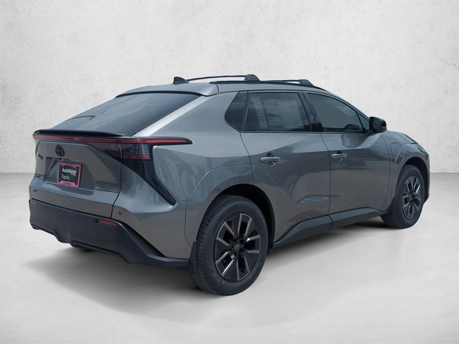 Used 2026 Heavy Metal [Gray] Toyota XLE Plus image 5