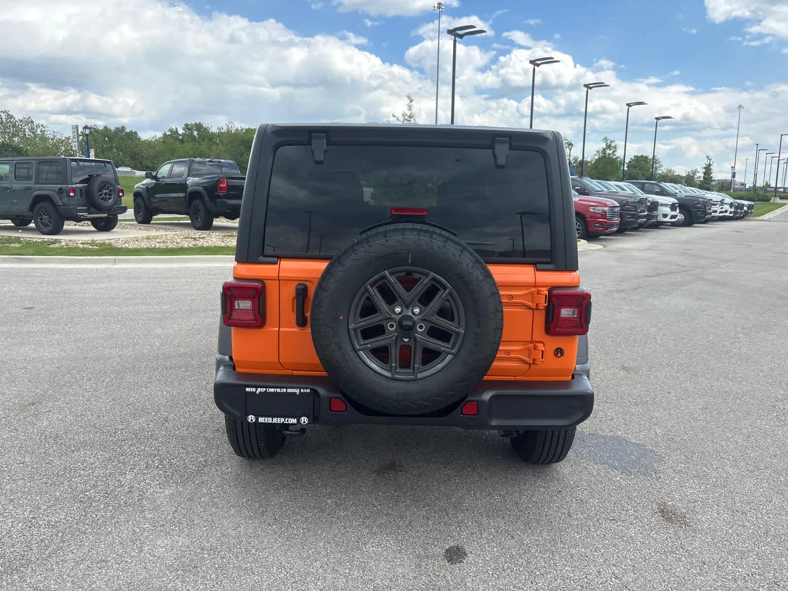 New 2026 Joose Jeep Sport S image 8