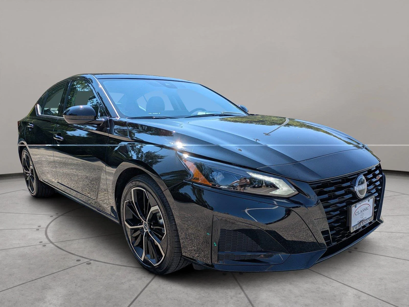 Used 2026 Super Black Nissan SR image 1